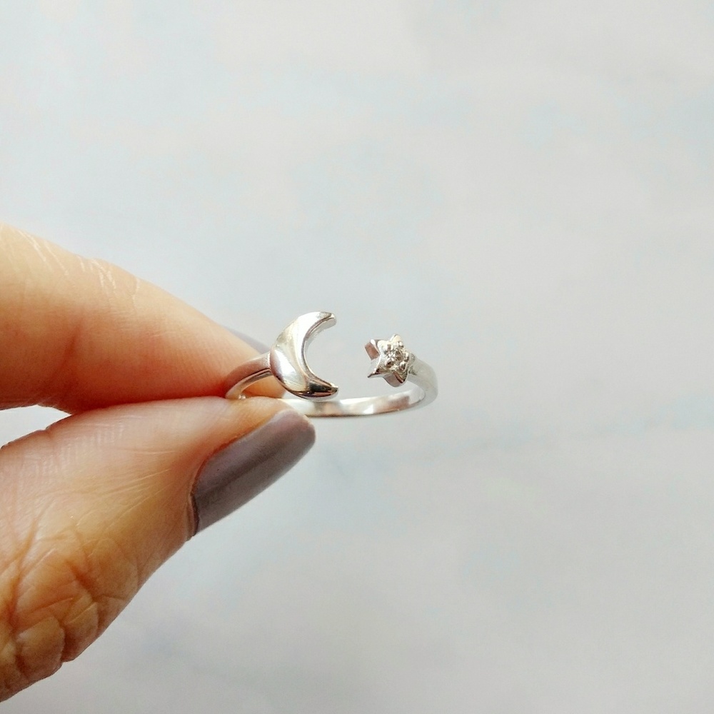 3/$25 Moon & Star Open Ring | 925 Silver - Picture 2 of 6